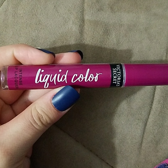 Victoria's Secret Lip Lawyer Gloss in Runway Pink - Picture 1 of 5